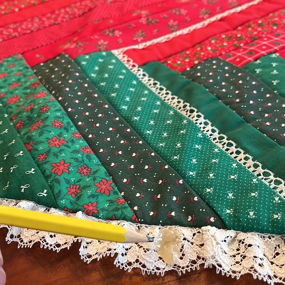 Christmas 🤶 Vintage handmade table runner - Picture 6 of 7